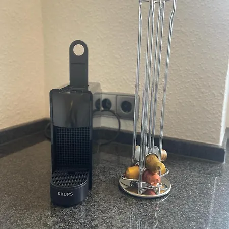 Schoen Wohnen ! Netflix Nespresso Kueche Parkplatz Garten Duisburg