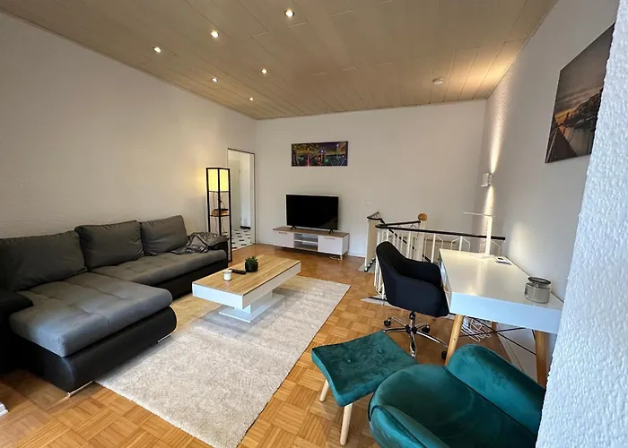 Schoen Wohnen ! Netflix Nespresso Kueche Parkplatz Garten Lejlighed Duisburg