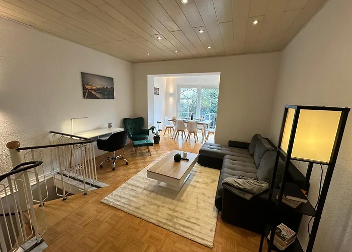 Schoen Wohnen ! Netflix Nespresso Kueche Parkplatz Garten Lejlighed *