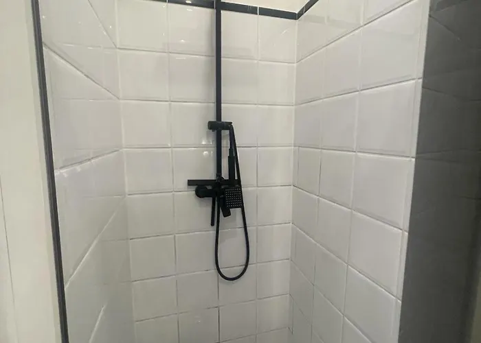 Schoen Wohnen ! Netflix Nespresso Kueche Parkplatz Garten Lejlighed Duisburg