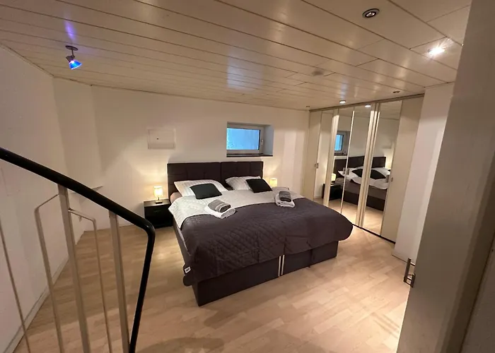 Lejlighed Schoen Wohnen ! Netflix Nespresso Kueche Parkplatz Garten Duisburg